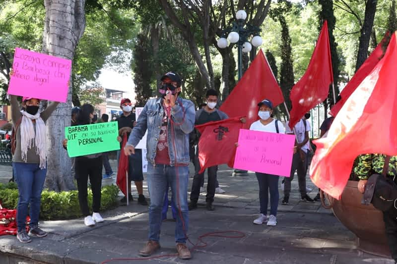 manifestacion antorchista