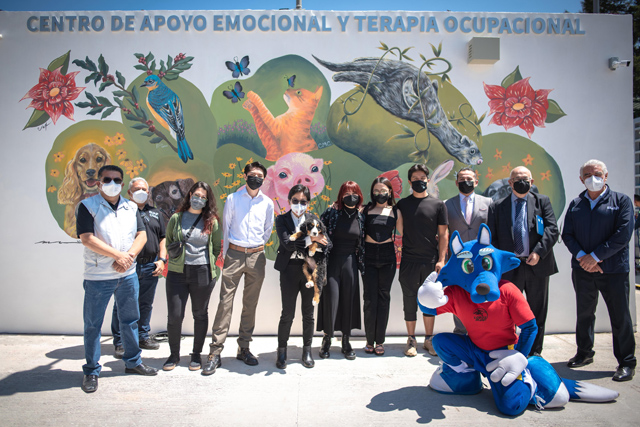 Rectora Lilia Cedillo inaugura Centro de Apoyo Emocional y Terapia Ocupacional con Animales, un proyecto pionero en su área