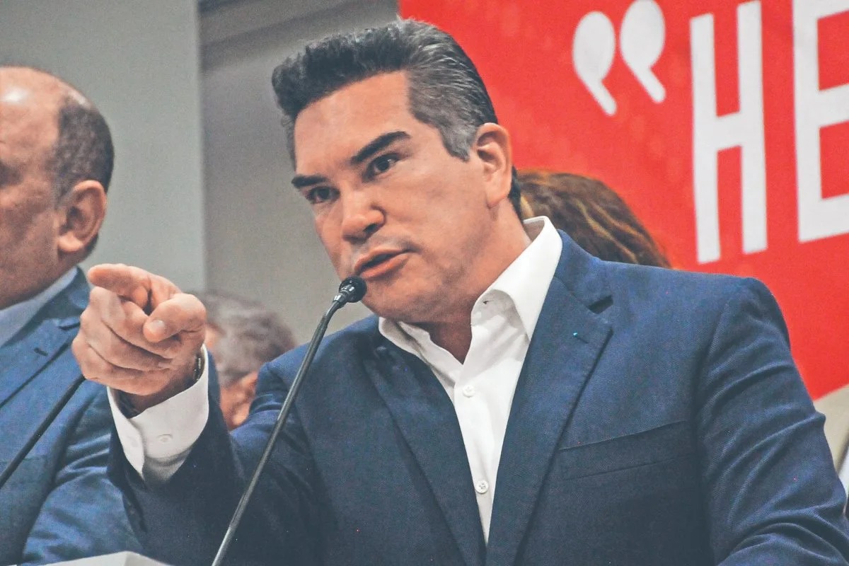 Exhibe Layda pacto entre Alito y Claudio X.