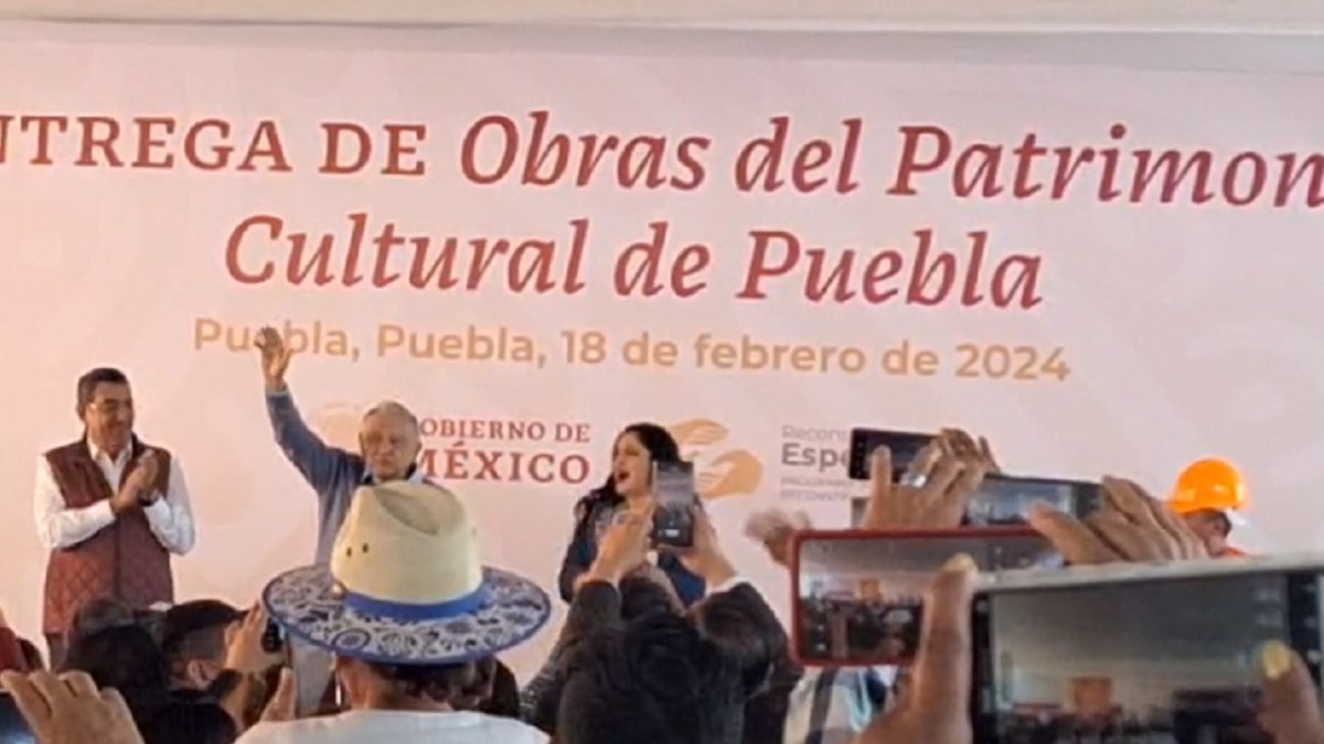 AMLO /Entrega rehabilitación patrimonio cultural