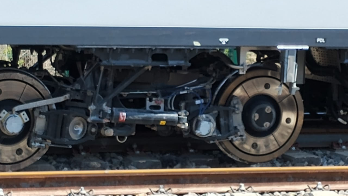 Foto: Especial | El presidente López Obrador habló sobre el incidente ocurrido con el Tren Maya donde una de las unidades se descarriló.