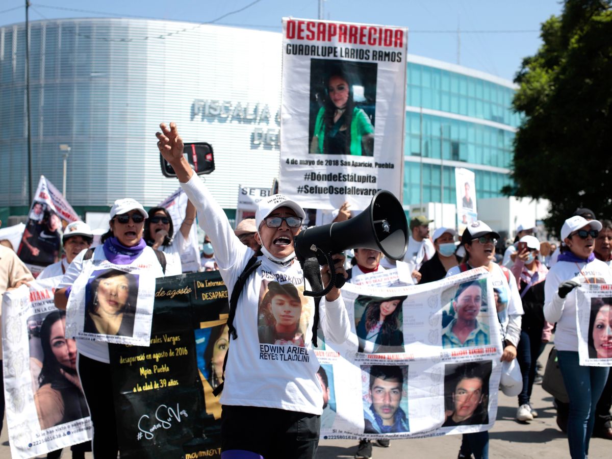 Resalta el papel de las mujeres en este tipo de organizaciones, ya que son más emocionales y viscerales