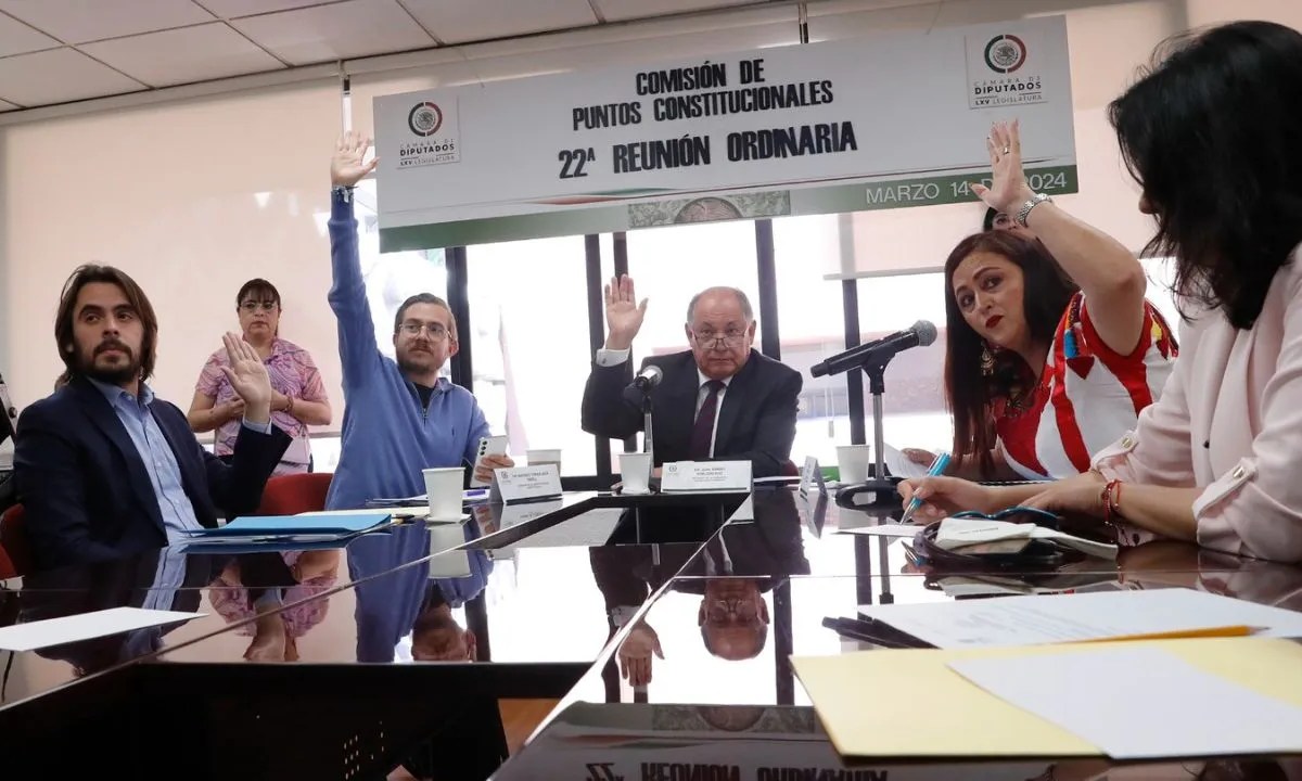 Solicitará a la Jucopo que publique, en un plazo no mayor a 48 horas, las conclusiones de cada foro de los Diálogos Nacionales