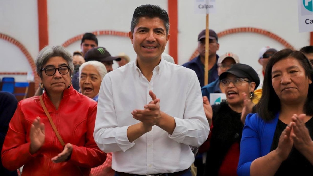 Lalo Rivera visitó la zona cercana al volcán Popocatépetl