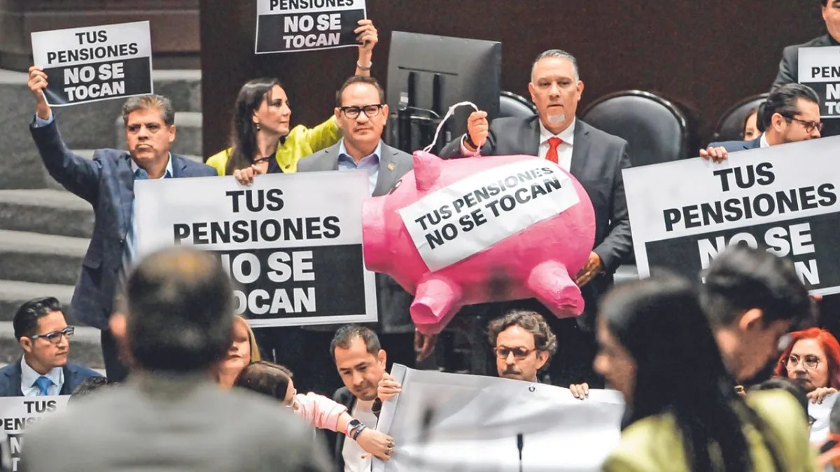 Foto: Cuartoscuro | Trámite. Con 252 votos a favor y 212 en contra, la iniciativa que busca tomar los recursos de afores inactivas fue aprobada en San Lázaro