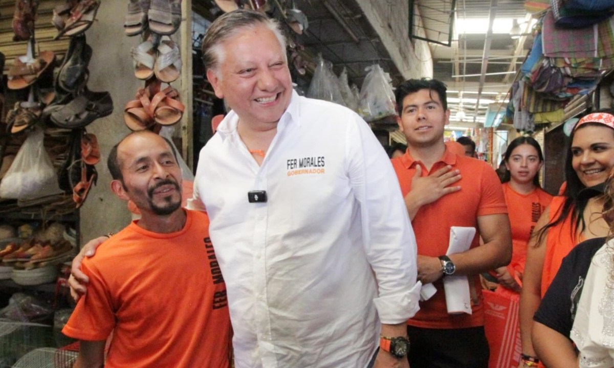 Fernando Morales /En el Mercado Zapata, Puebla