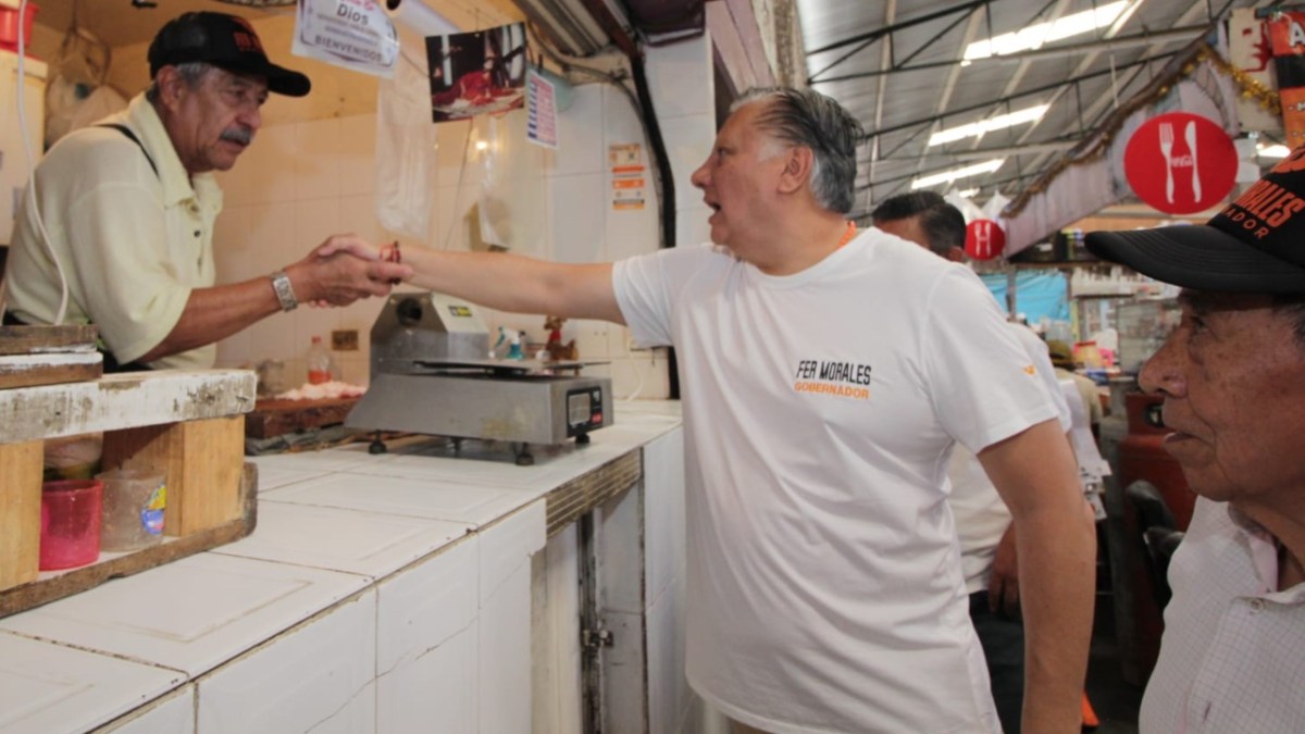 Fernando Morales en el mercado Mayorazgo