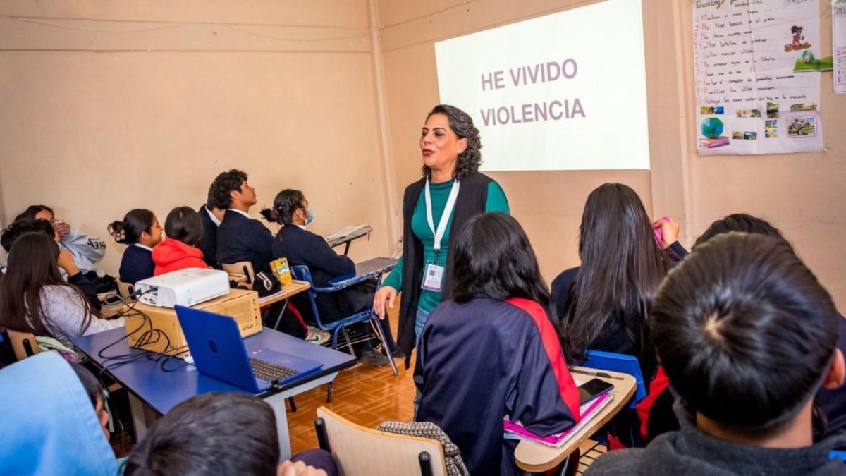 El Sistema Municipal DIF (SMDIF) informa sobre los servicios que se brindan a través del Sistema de Protección Integral de los Derechos de Niñas, Niños y Adolescentes (SIPINNA) para velar por sus derechos y combatir la violencia en su contra.