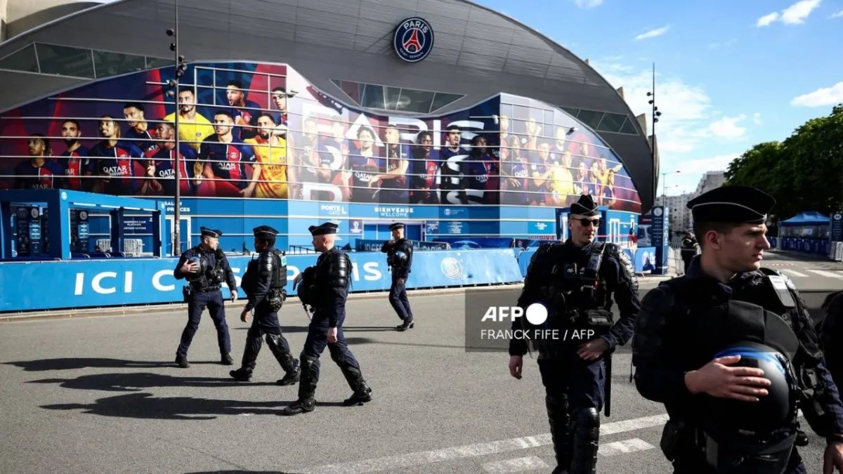 Foto:AFP|Francia reforzará la seguridad del PSG vs Barcelona tras amenazas de atentado