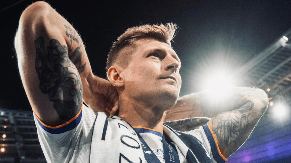 Foto: Tonni Kroos. El futbolista agregó que en sus intenciones personales siempre estuvo la idea de retirarse en el pico de su rendimiento individual y se dijo tranquilo al tomar esta decisión.