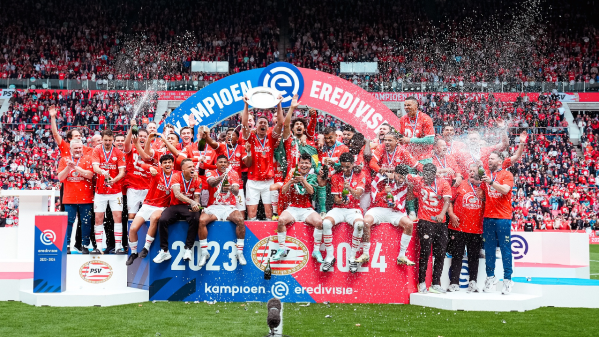 Foto: PSV. Ubicado como el segundo club más ganador de los Países Bajos, el conjunto de Eindhoven quedó a once títulos del Ajax.