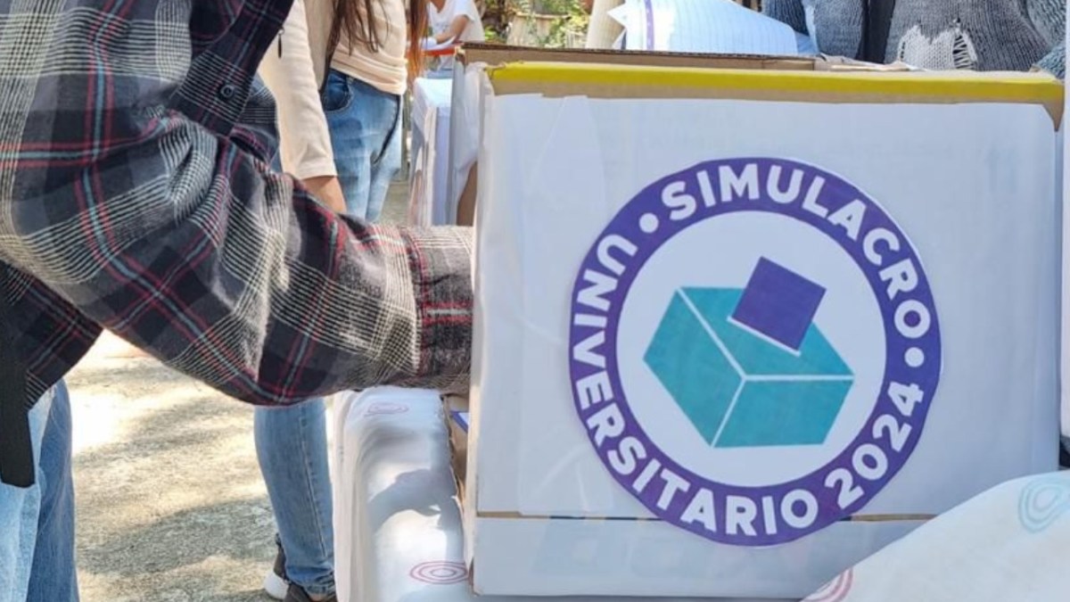 Simulacro Electoral Universitario