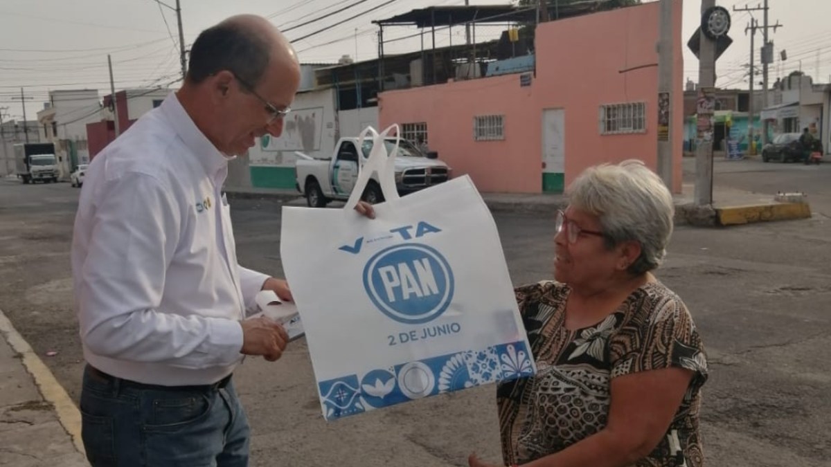 Ale Cañedo ha impulsado el nombre de Puebla, destacando su cultura, tradiciones y valores, convirtiéndose en un embajador de la ciudad. | Foto: Especial