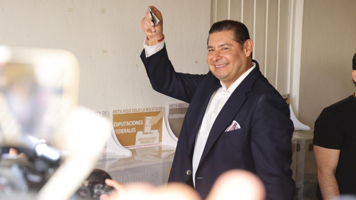 Agradece Armenta cuidado de funcionarios de casilla en elecciones