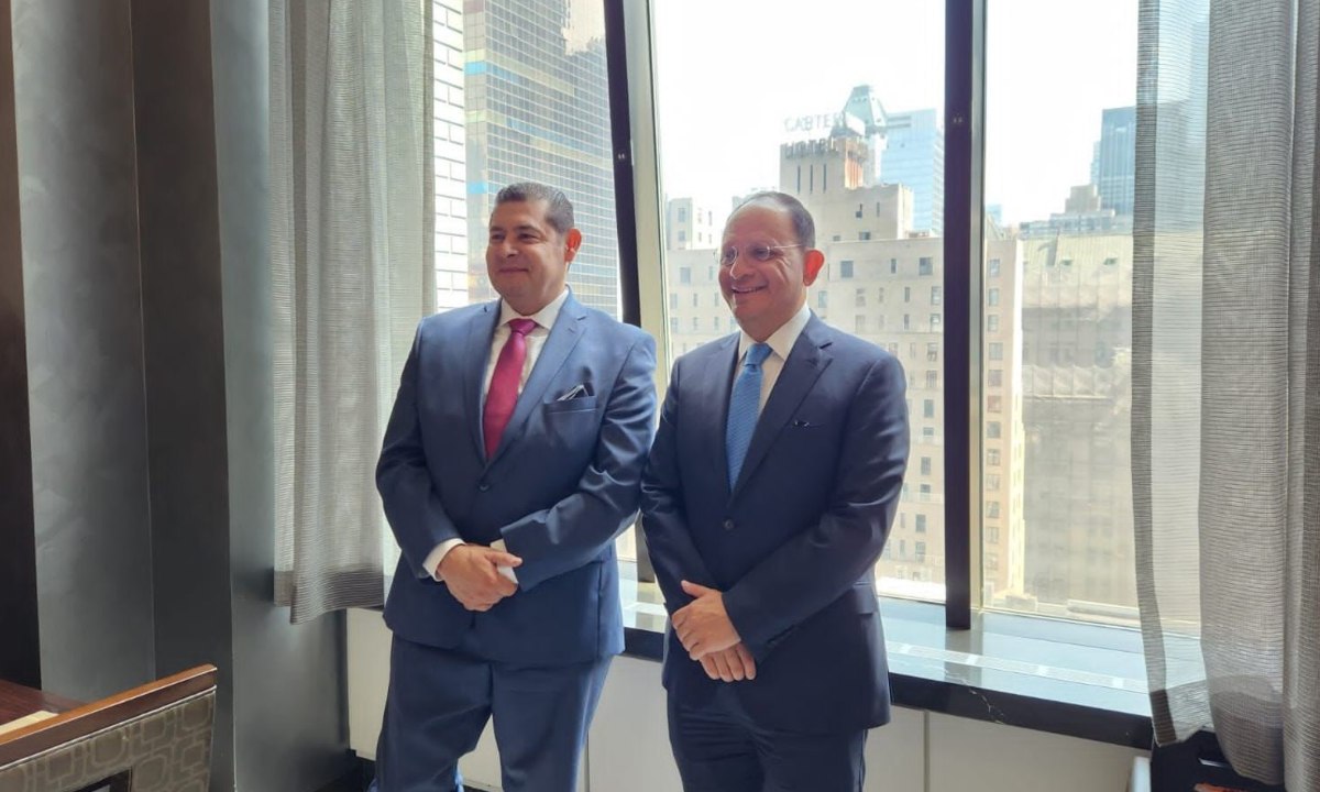 Alejandro Armenta, se reunió con el Cónsul de México en Nueva York, Jorge Islas