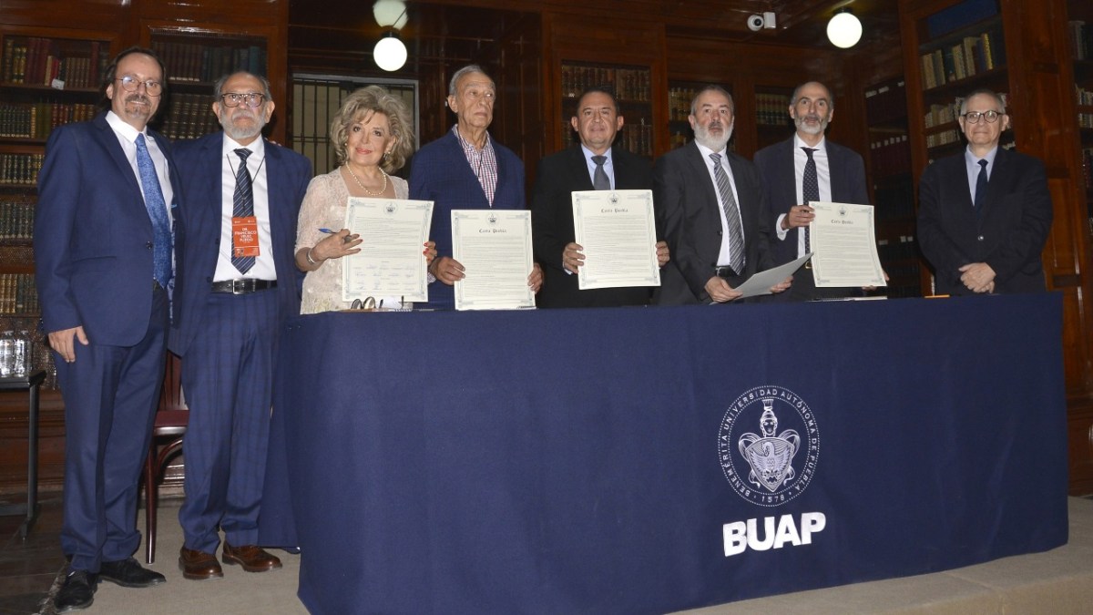 Durante la clausura del II taller “Las universidades frente a los retos de estudio, conservación y restauración de los bienes históricos y culturales de la Unesco | Foto: Especial