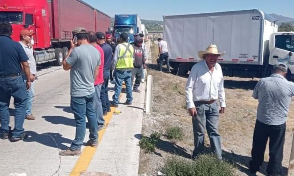 Ya van 24 horas desde que campesinos iniciaron bloqueo en Arco Norte