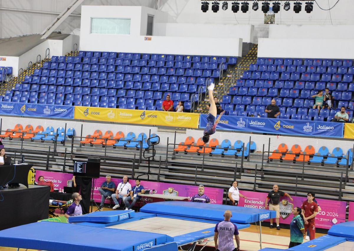 Oros poblanos en gimnasia de trampolín en CONADE 2024