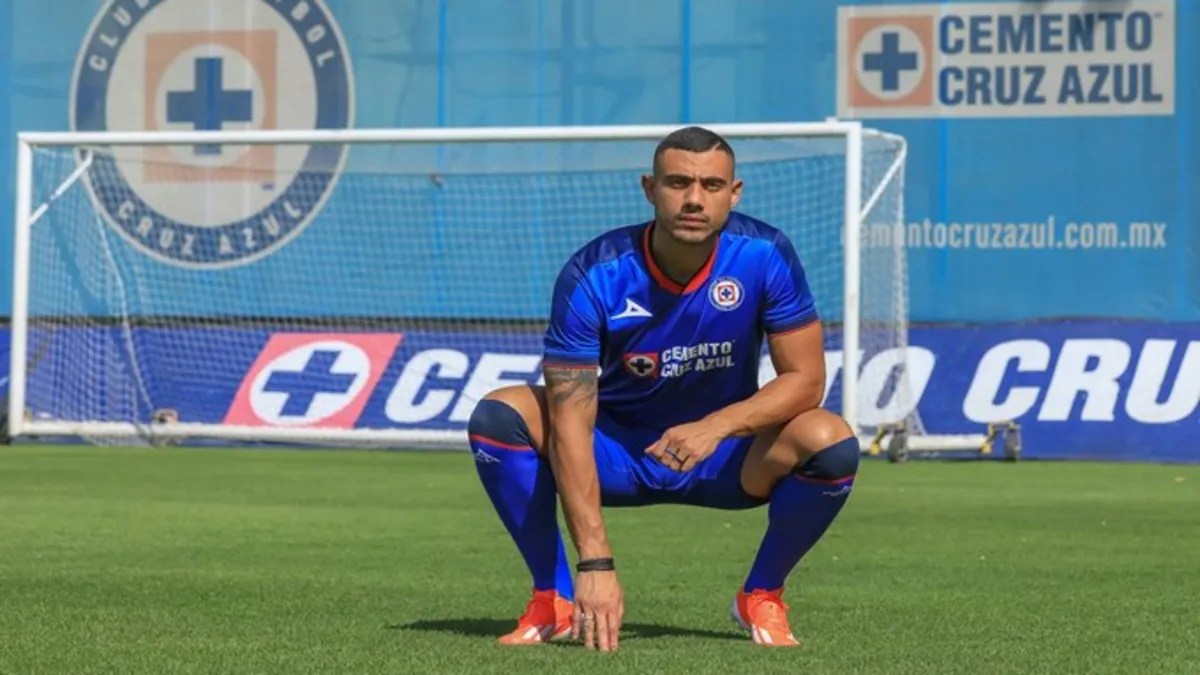 Foto: X@CruzAzul/ Giorgos Giakoumakis, nuevo jugador de La Máquina