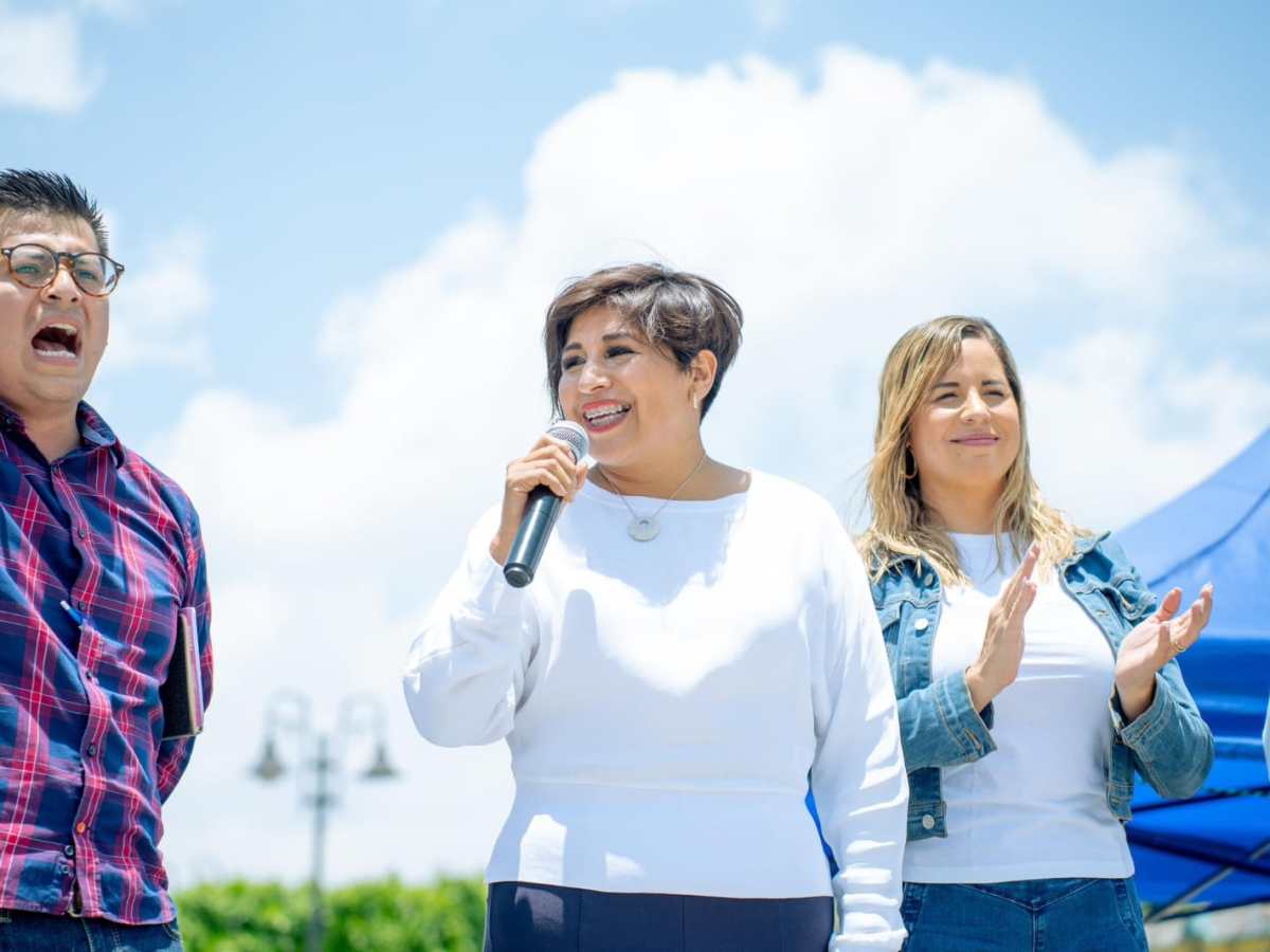 En un acto multitudinario que congregó a más de 500 ciudadanos cholultecas, la excandidata Roxana Luna Porquillo informó que, tras casi un mes desde que se impugnara la elección en San Pedro Cholula, el Tribunal Electoral del Estado ha iniciado el proceso de revisión correspondiente